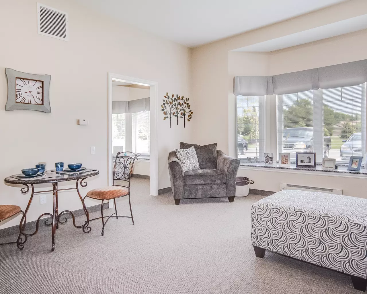 Glen Abbey Assisted Living & Memory Care 16