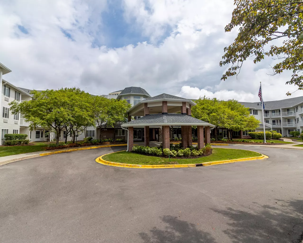 Independence Village of Waterford (Inn at Cass Lake) 3