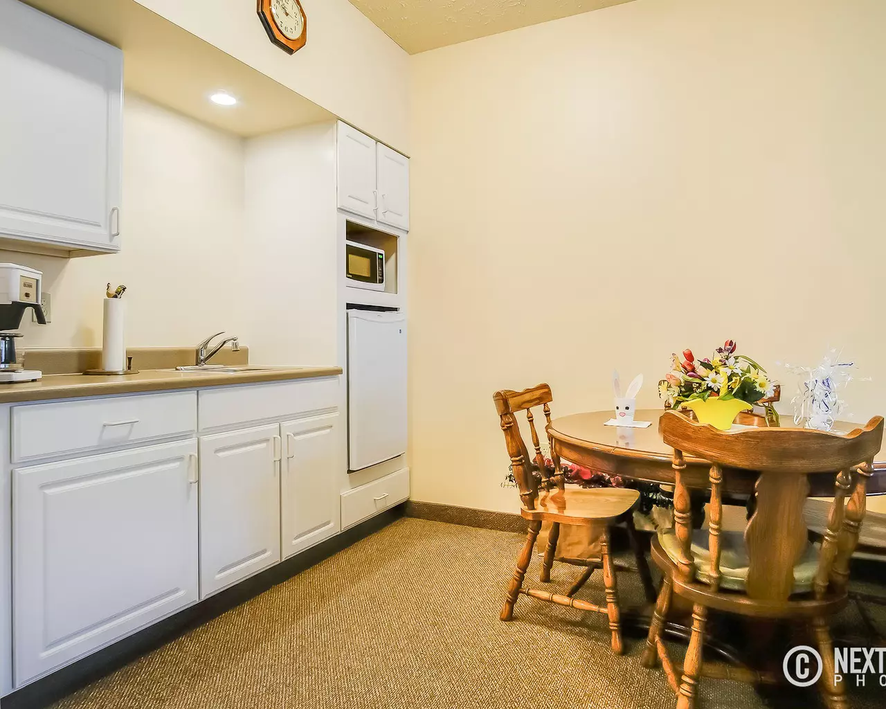 Oliver Woods Assisted Living and Memory Care, Owosso, MI 24