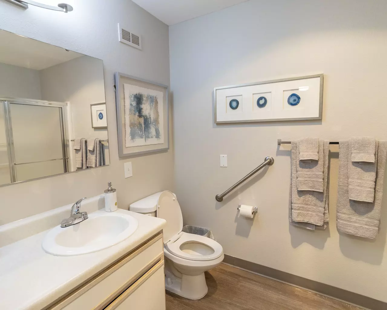 Independence Village of Waterford (Inn at Cass Lake) 28