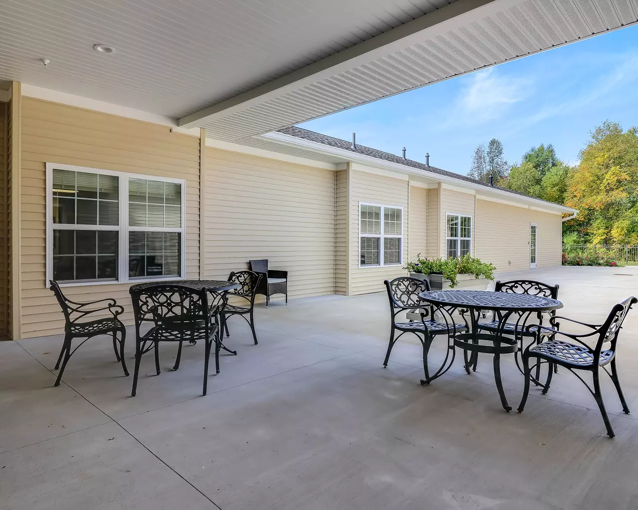 Maple Lake Assisted Living & Memory Care, Paw Paw, MI 6