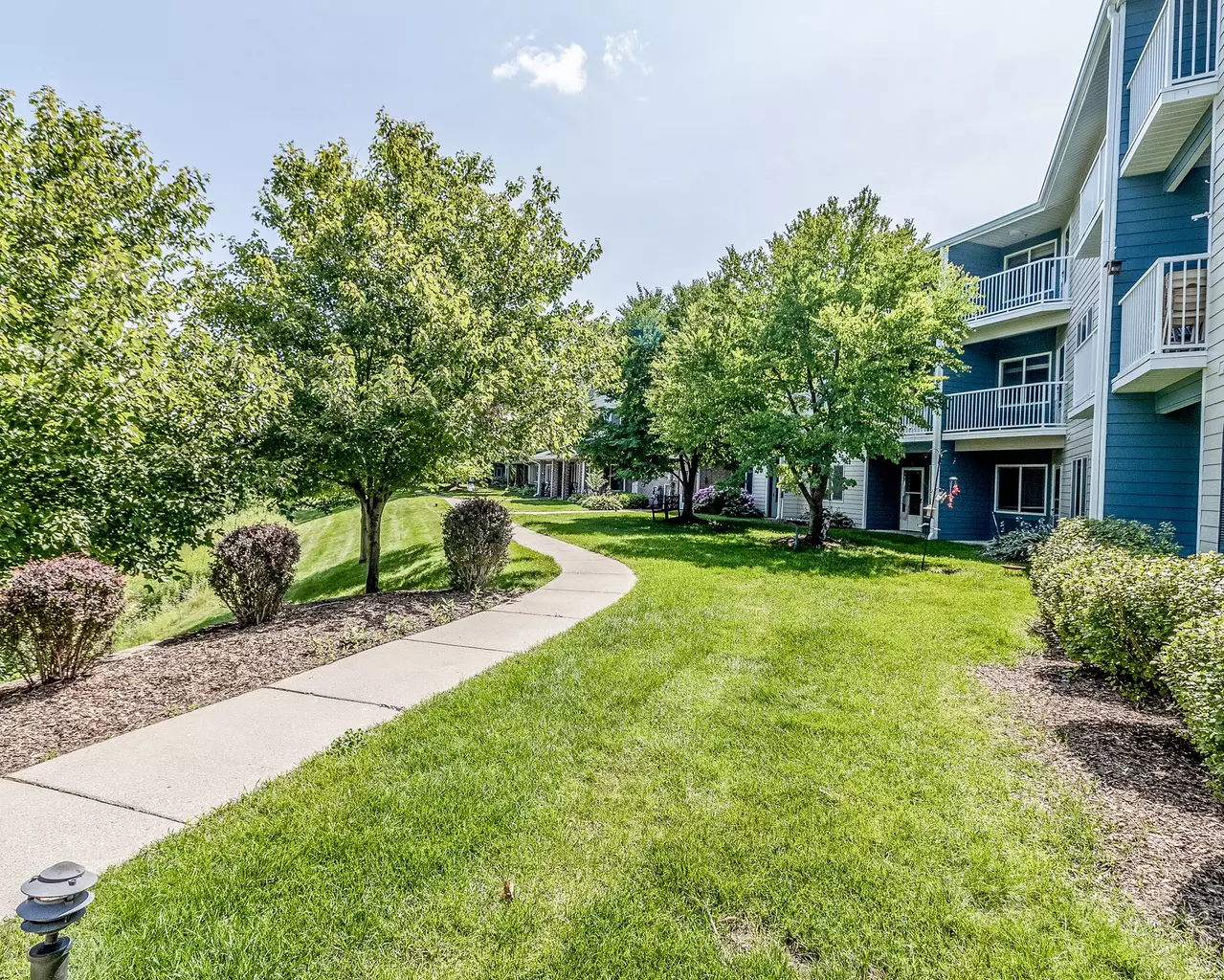 Independence Village of Traverse City (Glen Eagle), Traverse City, MI 6