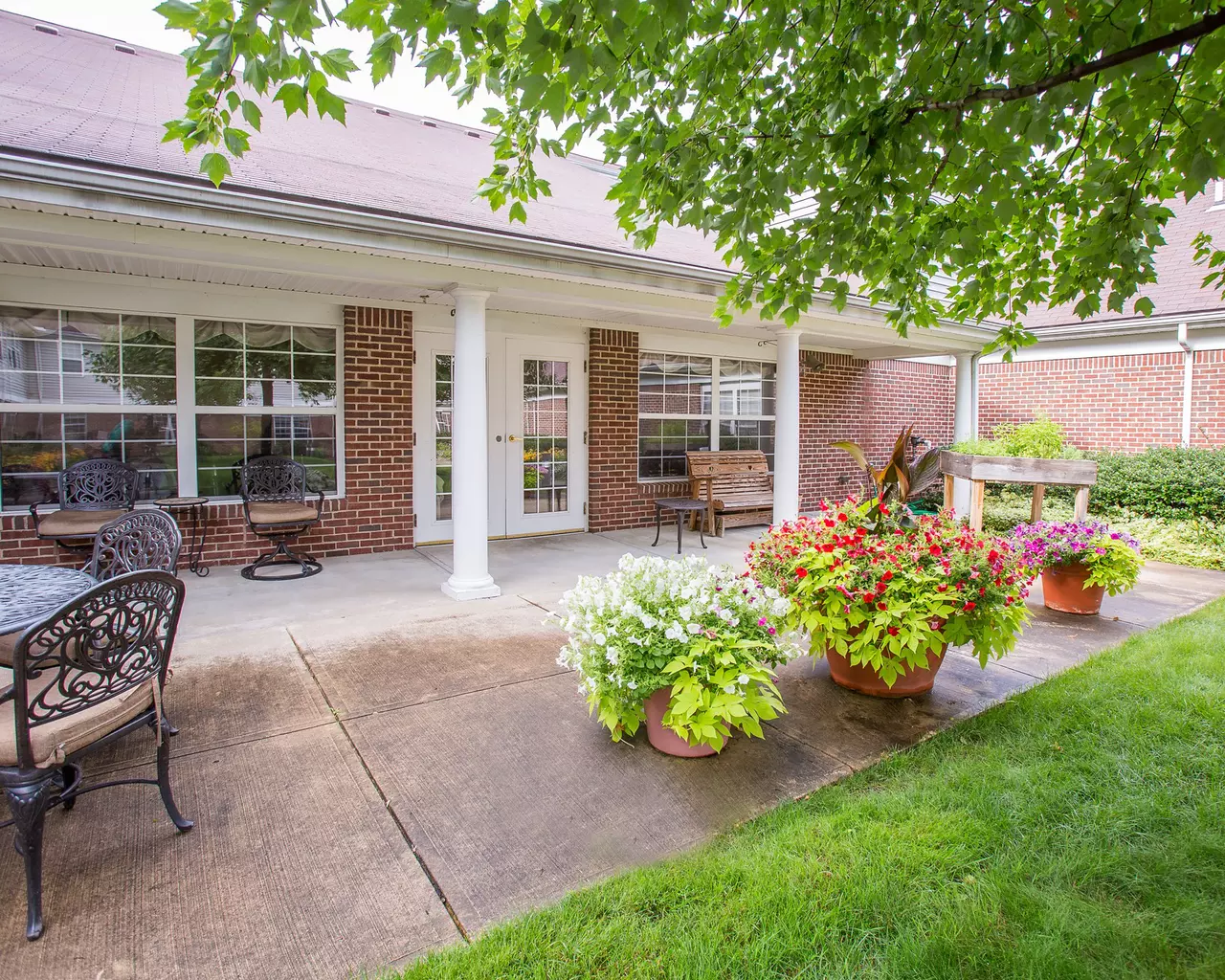 Independence Village of Avon Lake, Avon Lake, OH 8