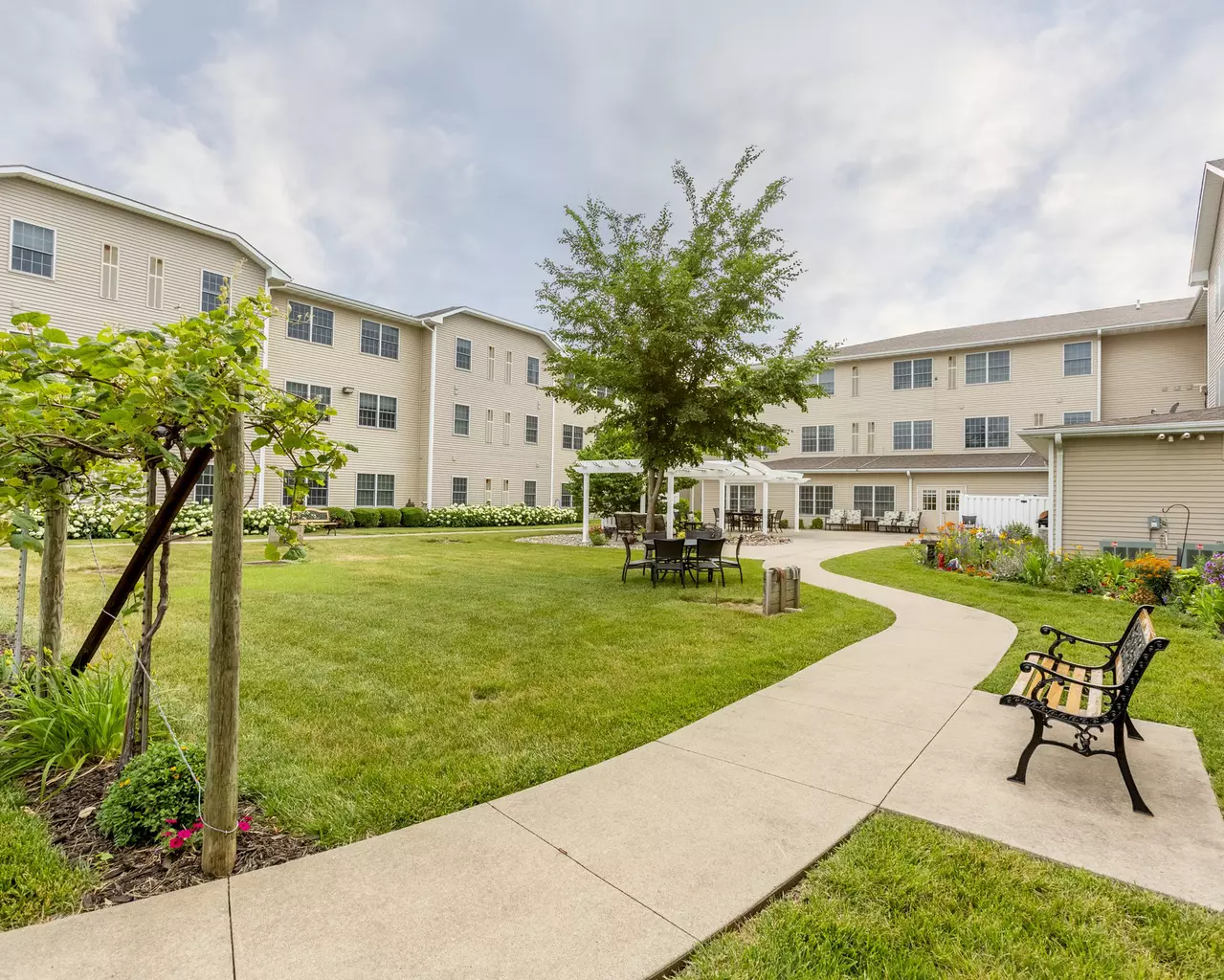 Independence Village of Pella, Pella, IA 8