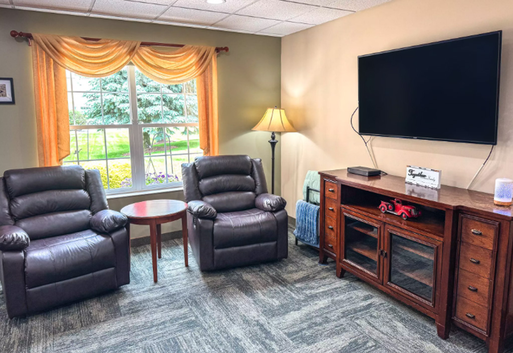 Arbor Grove Assisted Living & Memory Care, Alma, MI 11