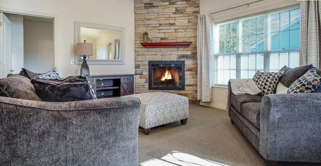 Arbor Grove Assisted Living & Memory Care, Alma, MI 24
