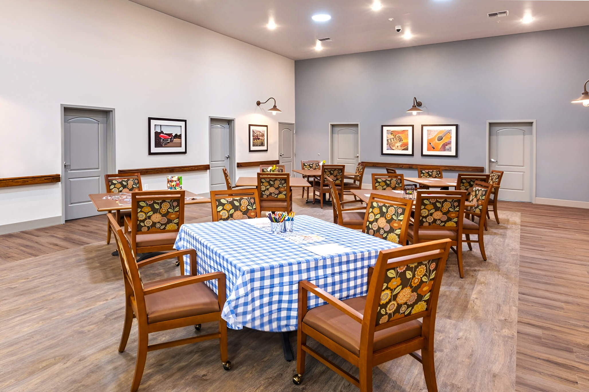 Ivy Park at San Lauren, Bakersfield, CA 2