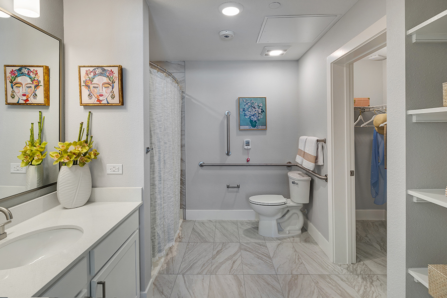 The Gallery at Hacienda Lakes 19