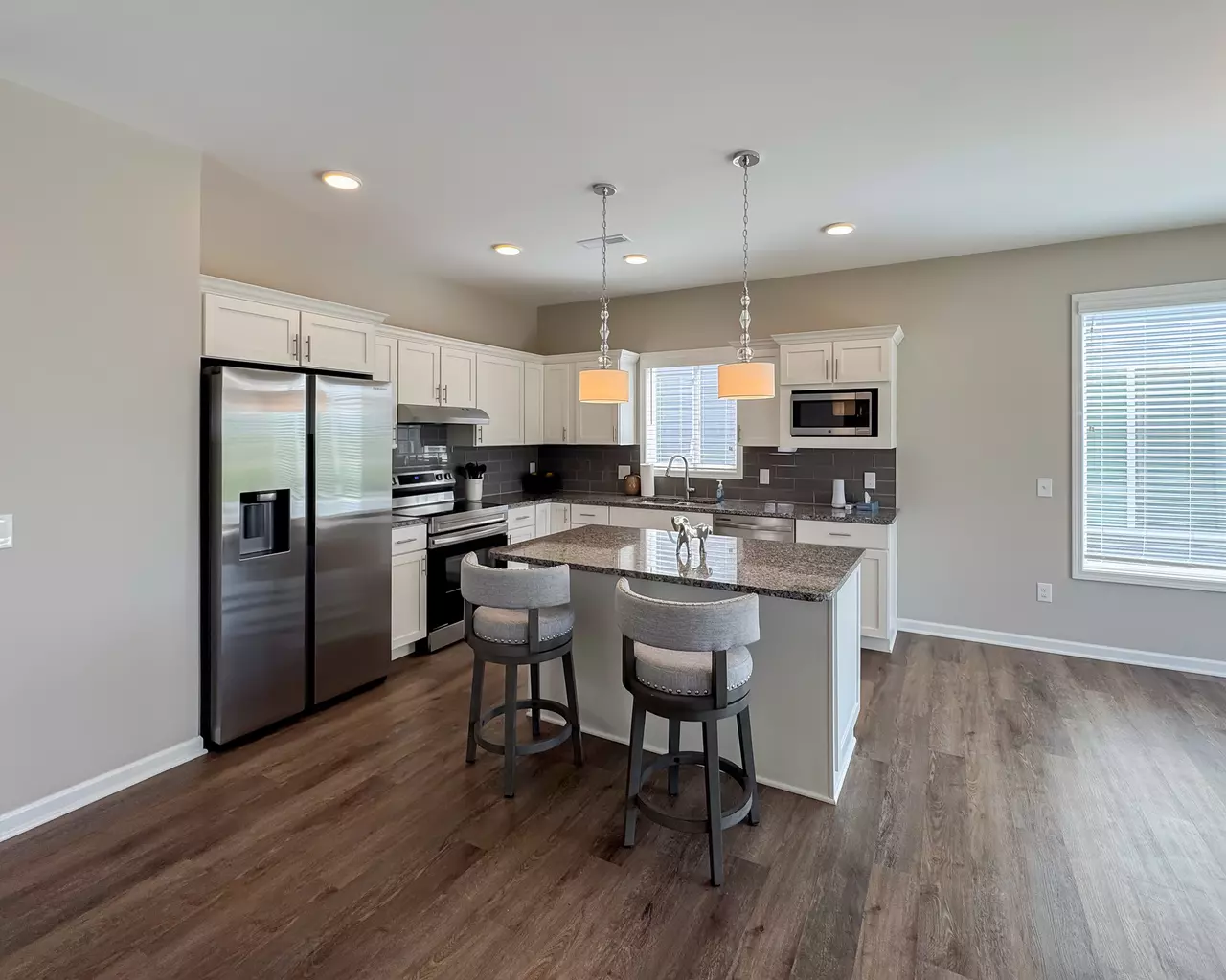 StoryPoint Fenton, Fenton, MI 37