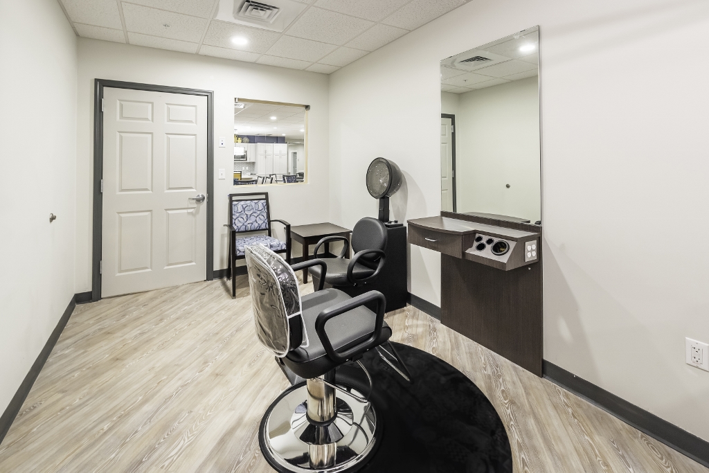 StoryPoint Livonia, Livonia, MI 40