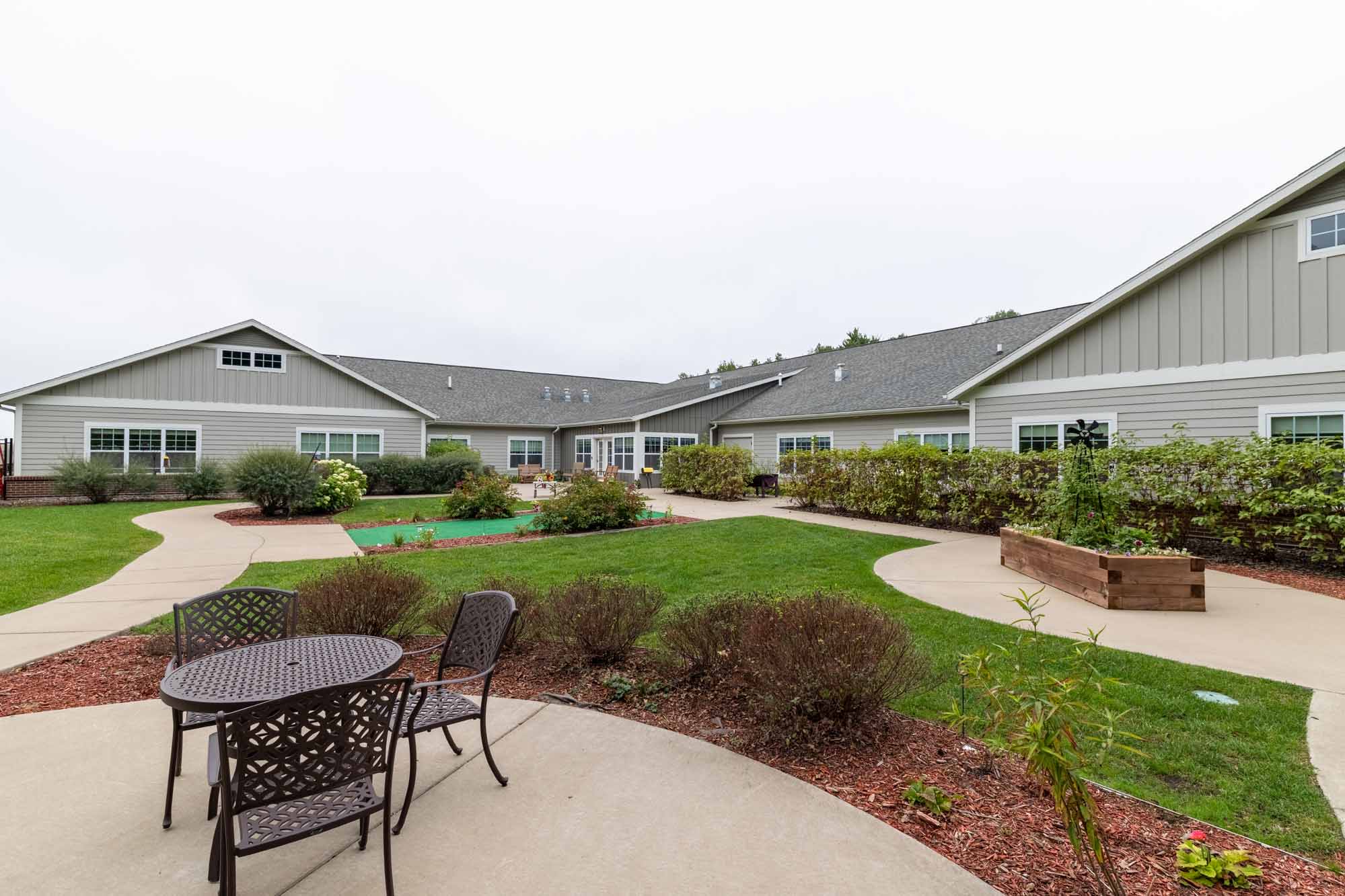 Dimensions Living Eau Claire, Eau Claire, WI