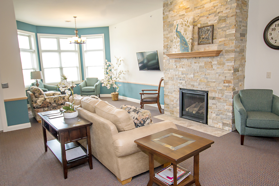 Frontida Assisted Living: Adelaide Place, Fond du Lac, WI 4