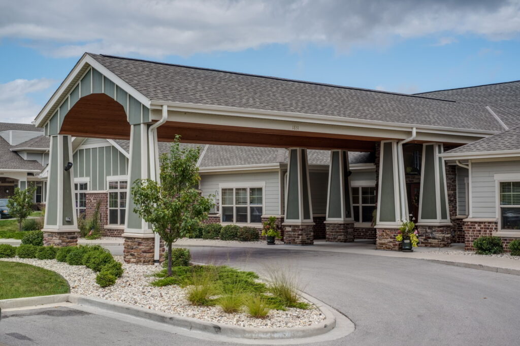 Heritage Court Waukesha, Pewaukee, WI