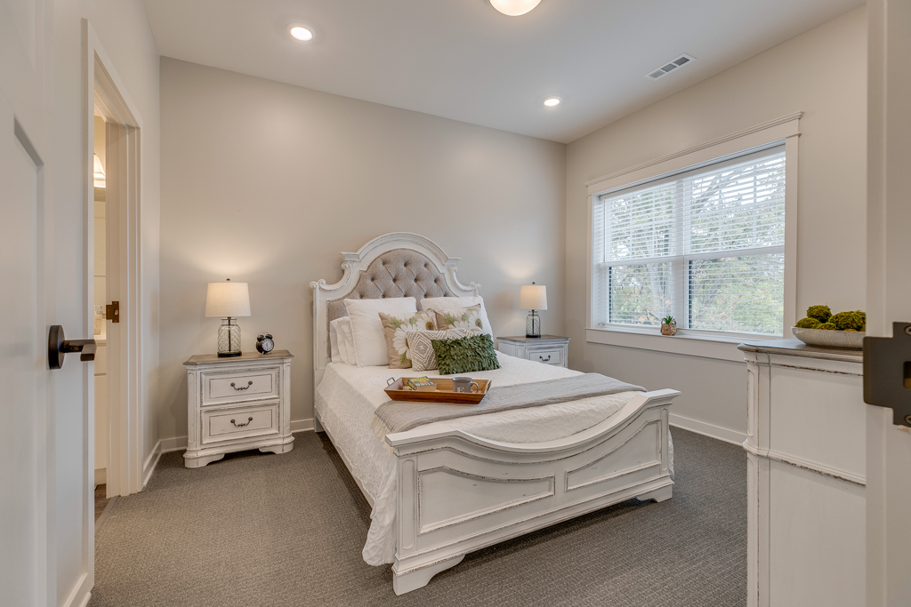 StoryPoint Northfield, Northfield, KY 77