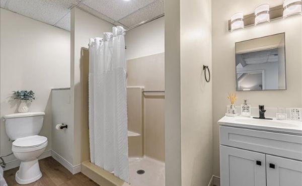 Juniper Village at Devon, Devon, PA 17