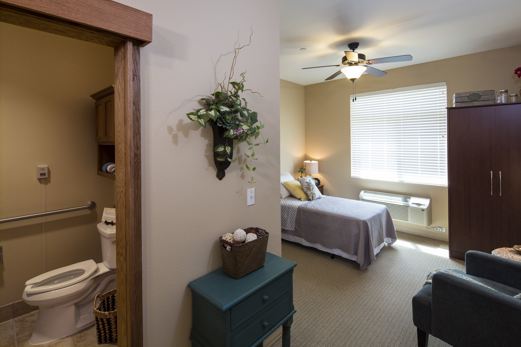 Oxford Glen Memory Care at Carrollton, Carrollton, TX 5