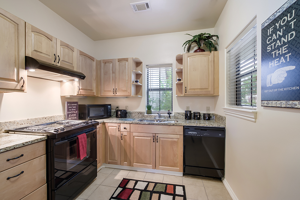 Villa De San Antonio, San Antonio, TX 13