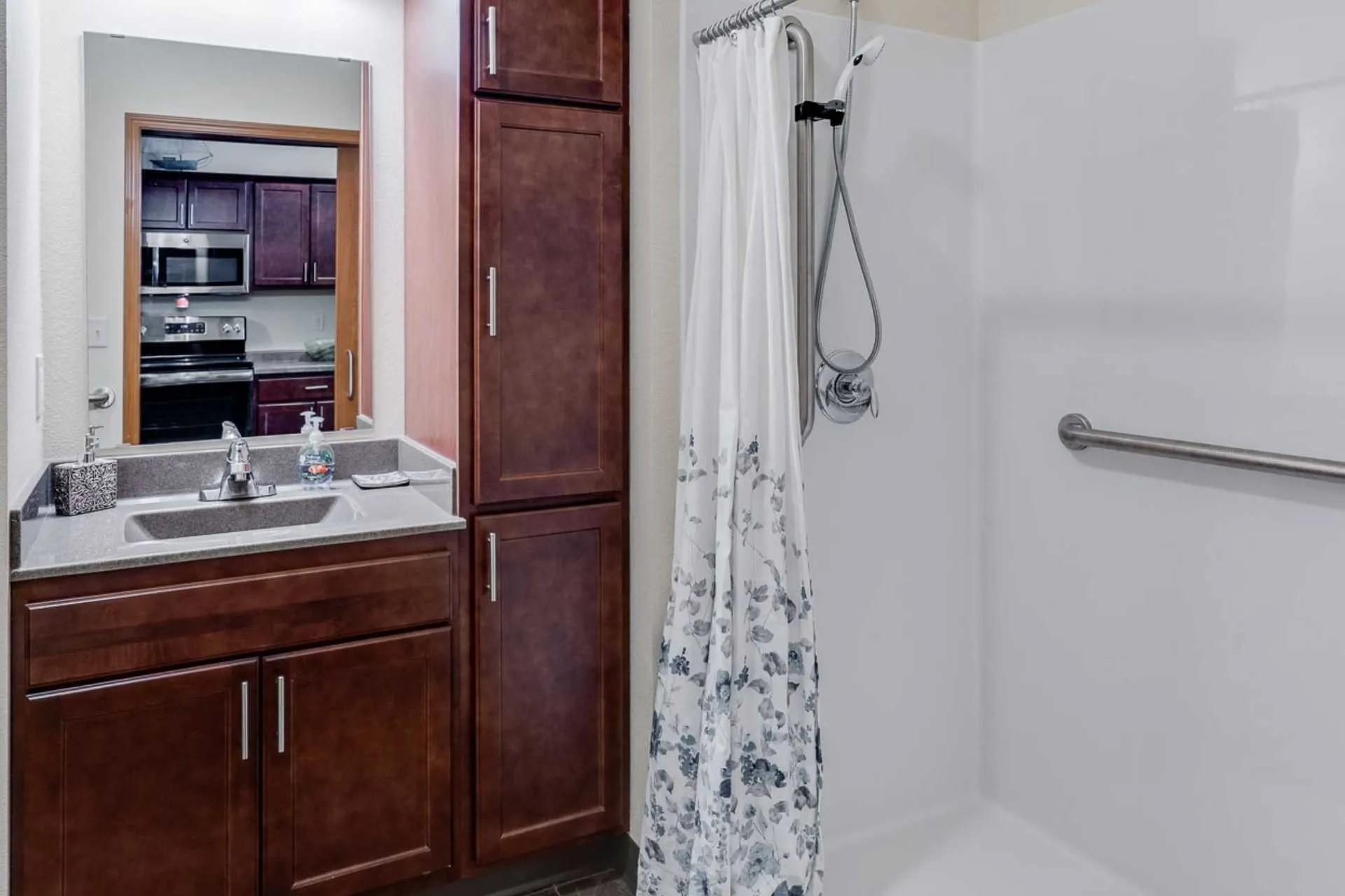 New Perspective Lake Elmo, Lake Elmo, MN 4