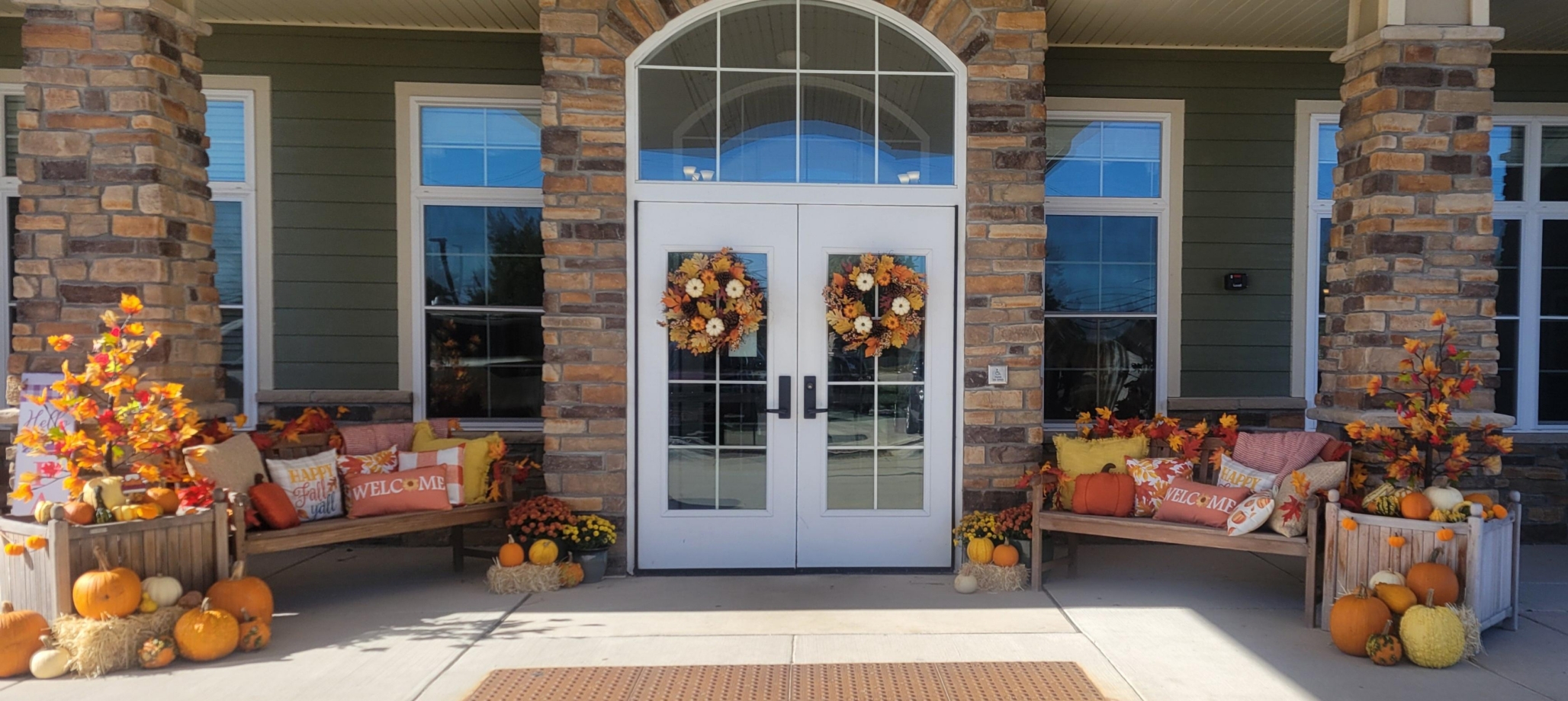 The Courtyard at Oshkosh, Oshkosh, WI 5