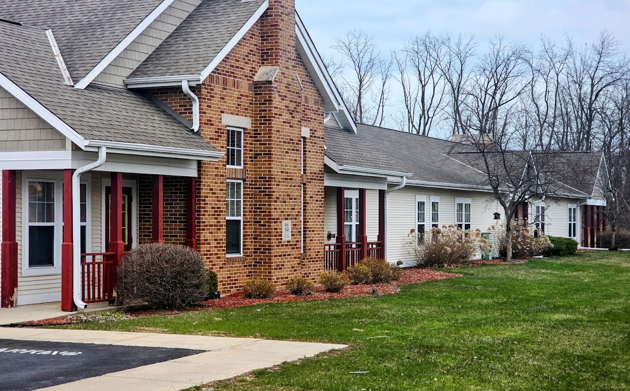 Dimensions Living Cudahy, Cudahy, WI 2