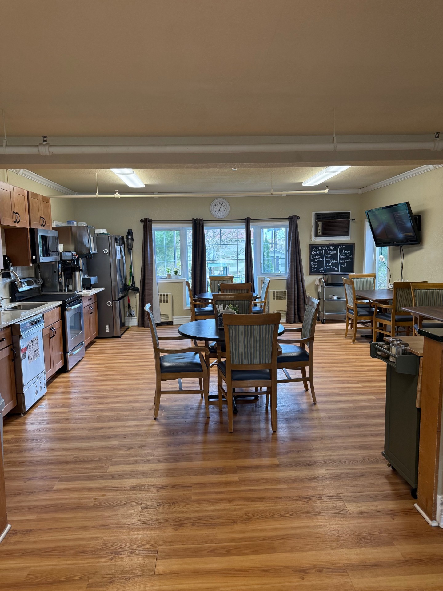 Sophie’s Manor II, Centuria, WI 4
