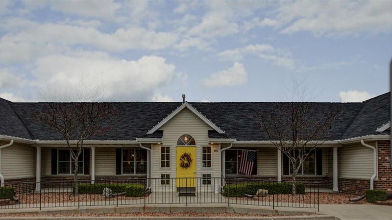 Elizabeth Residence Franklin, Franklin, WI 6